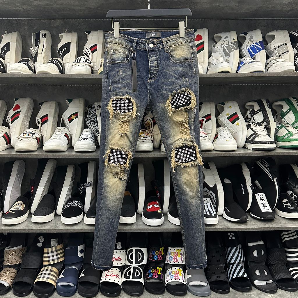 Quần Jean Nam AMIRI Đính Đá 4 Khuy Xanh Rêu Phối Loang Vàng, Quần bò nam đính đá bản rách xước  Hottrend 2023