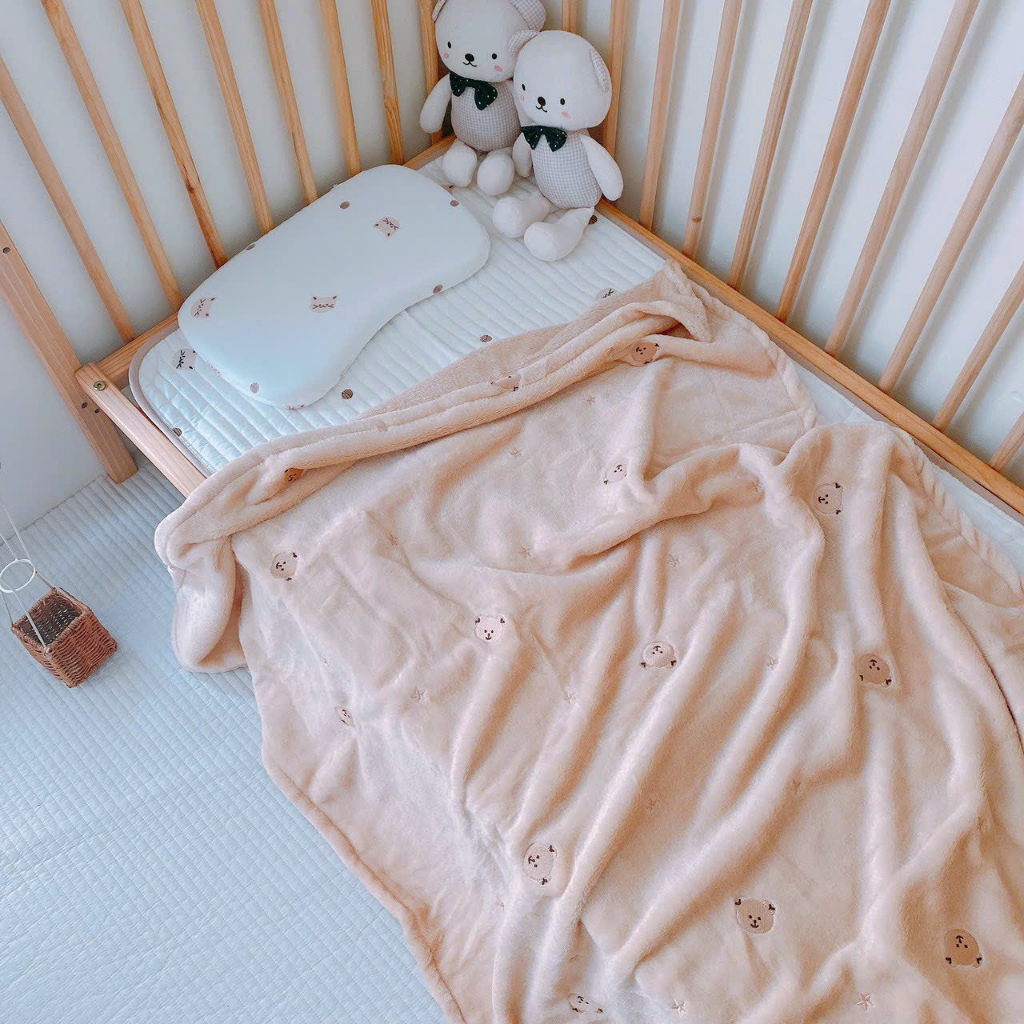 Chăn lông tuyết mềm, ấm dùng cho bé từ sơ sinh đến tận 6 tuổi, kích thước 90*120cm