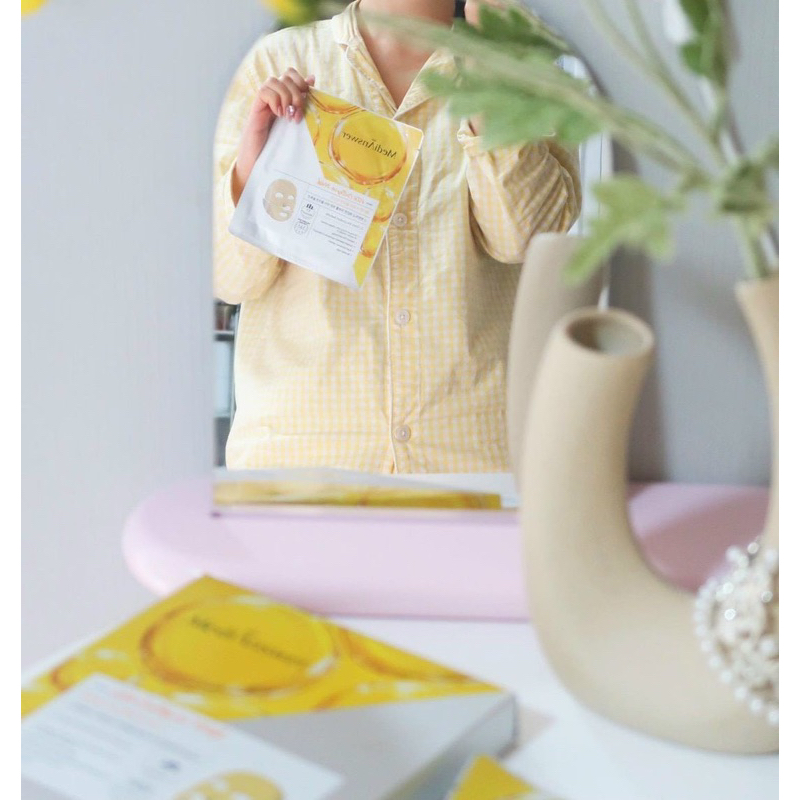 Mặt nạ thạch vàng Filler collagen 83% medianswer vita collagen mask	.