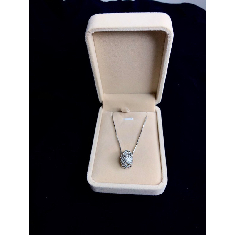 Dây chuyền đính đá