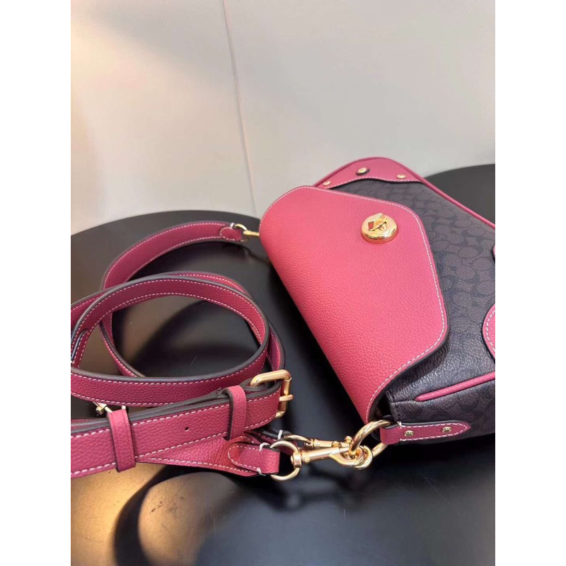 Túi coach millie kẹp nách