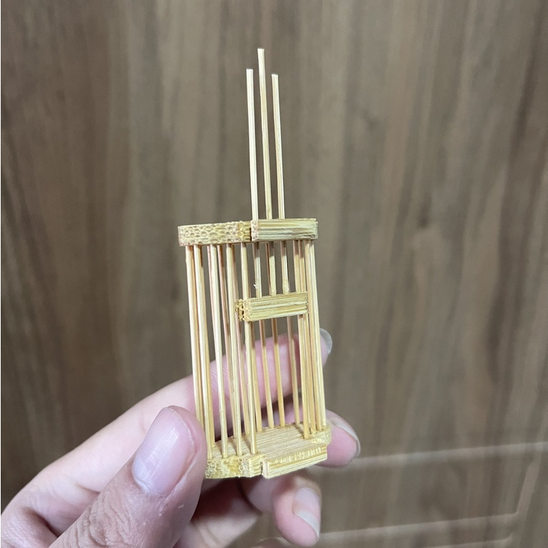 Rọ tre cật đựng sâu cho vành khuyên