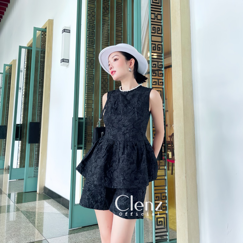 Set áo peplum quần short trẻ trung SET03