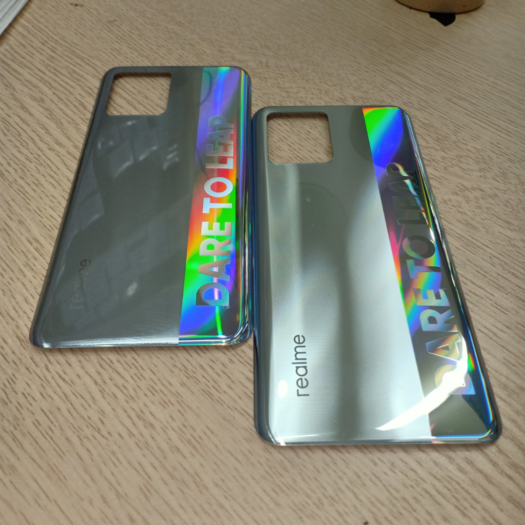 Nắp lưng Realme 8
