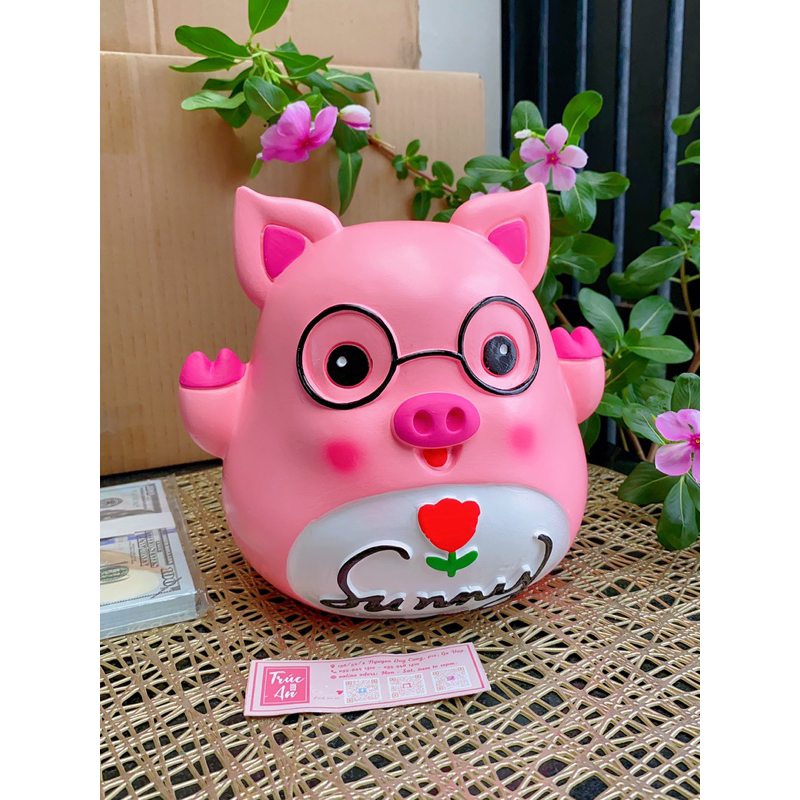 (20x18x19cm - xả kho) 🐷 Heo đất heo Sunny mắt kính, handmade 100% hàng sơn nước, vẽ tay chỉn chu rất đáng yêu