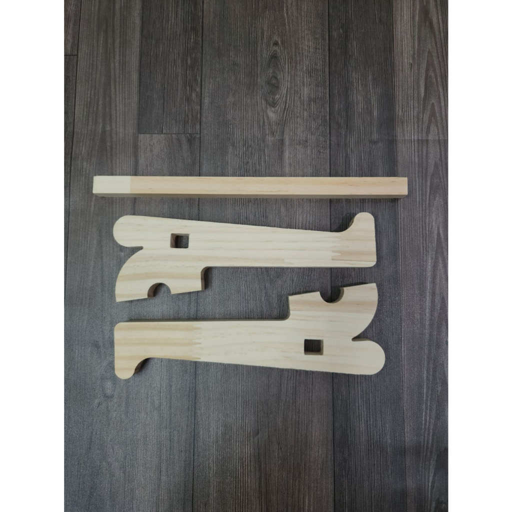 Giá đỡ laptop gỗ tự nhiên 1 tầng siêu chắc có thanh chốt cố định - Spa Laptop