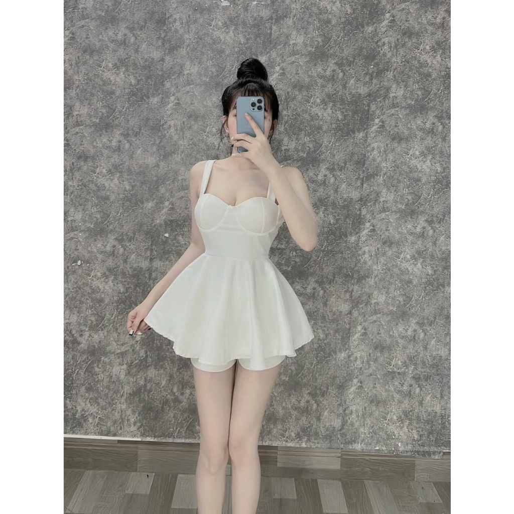 Đầm 2 dây yếm xèo phong cách HOT TREND cho các chị em đi dự tiệc đi chơi du lịch