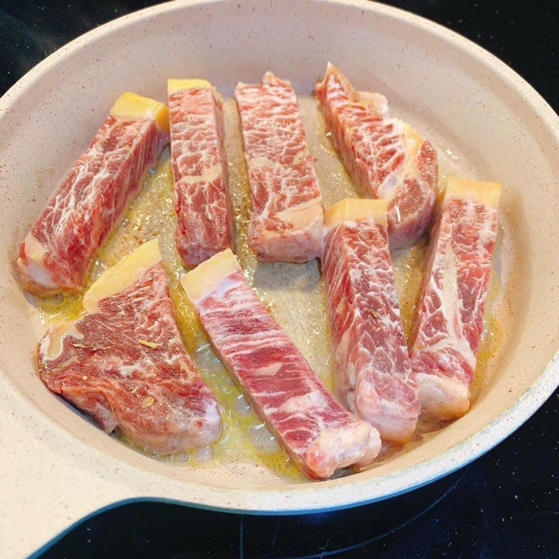 Lõi vai bò vân mỡ cẩm thạch Aukobe nướng / làm beef steak - khay 500gr