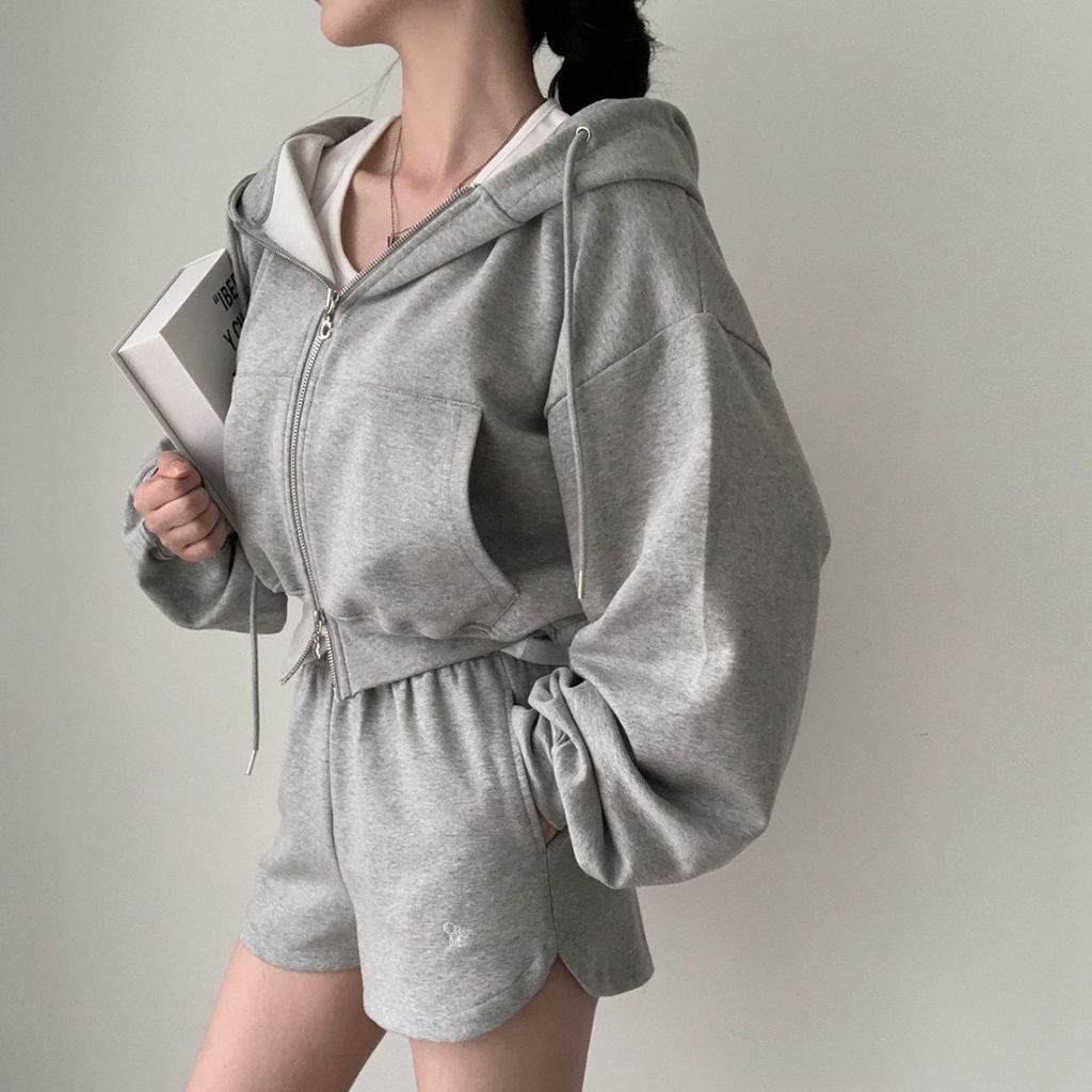 Áo khoác nỉ croptop RIOTINO dáng rộng siêu xinh phong cách Hàn Quốc, Áo khoác thu đông nữ hoodie zip tay bồng A004