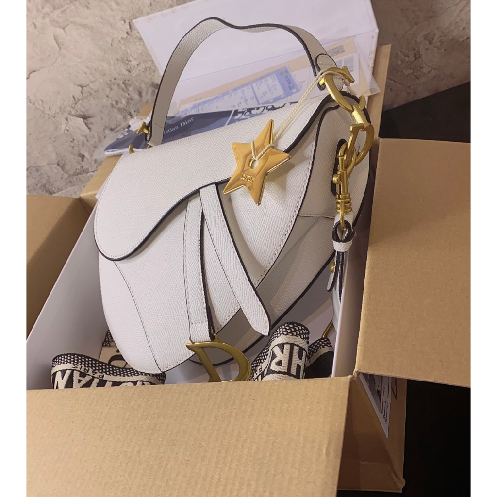Túi xách tay đeo chéo yên ngựa d.io.r hàng vip 2 box siêu sang chảnh hàng sẵn hoả tốc