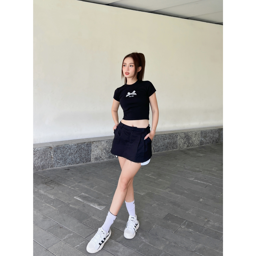 Áo thun ngắn tay croptop in nơ nhũ bạc lấp lánh The Kim, áo thun baby tee form ôm A222