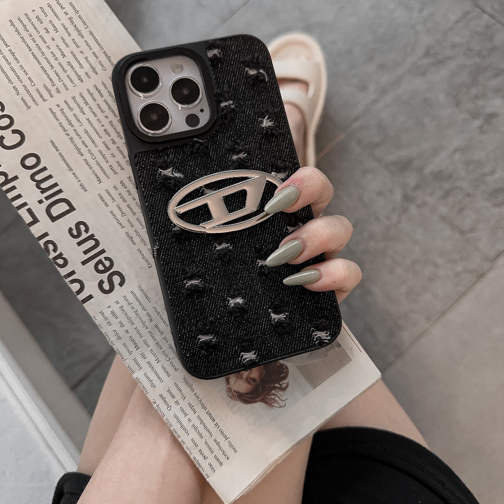 Ốp lưng iphone phủ bò Diesel