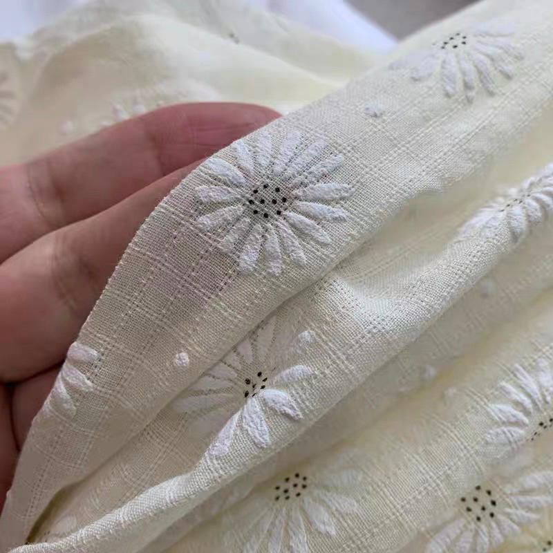 Đầm Bèo Trễ Vai Hoa Cúc Nhí Thêu Nổi Lưng Chun Màu Vàng Be