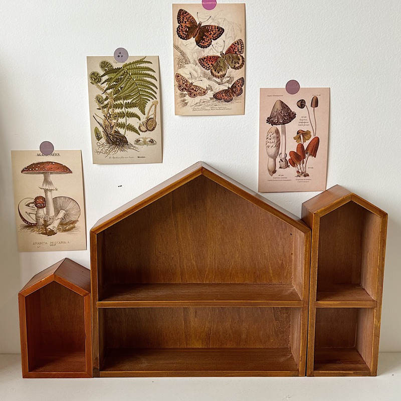 Kệ gỗ 3 ngôi nhà trưng bày mô hình aesthetic