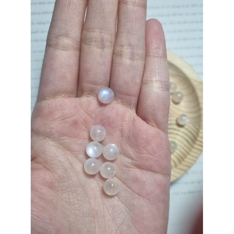 Hạt lẻ Moonstone 7.5ly ánh lửa mạnh