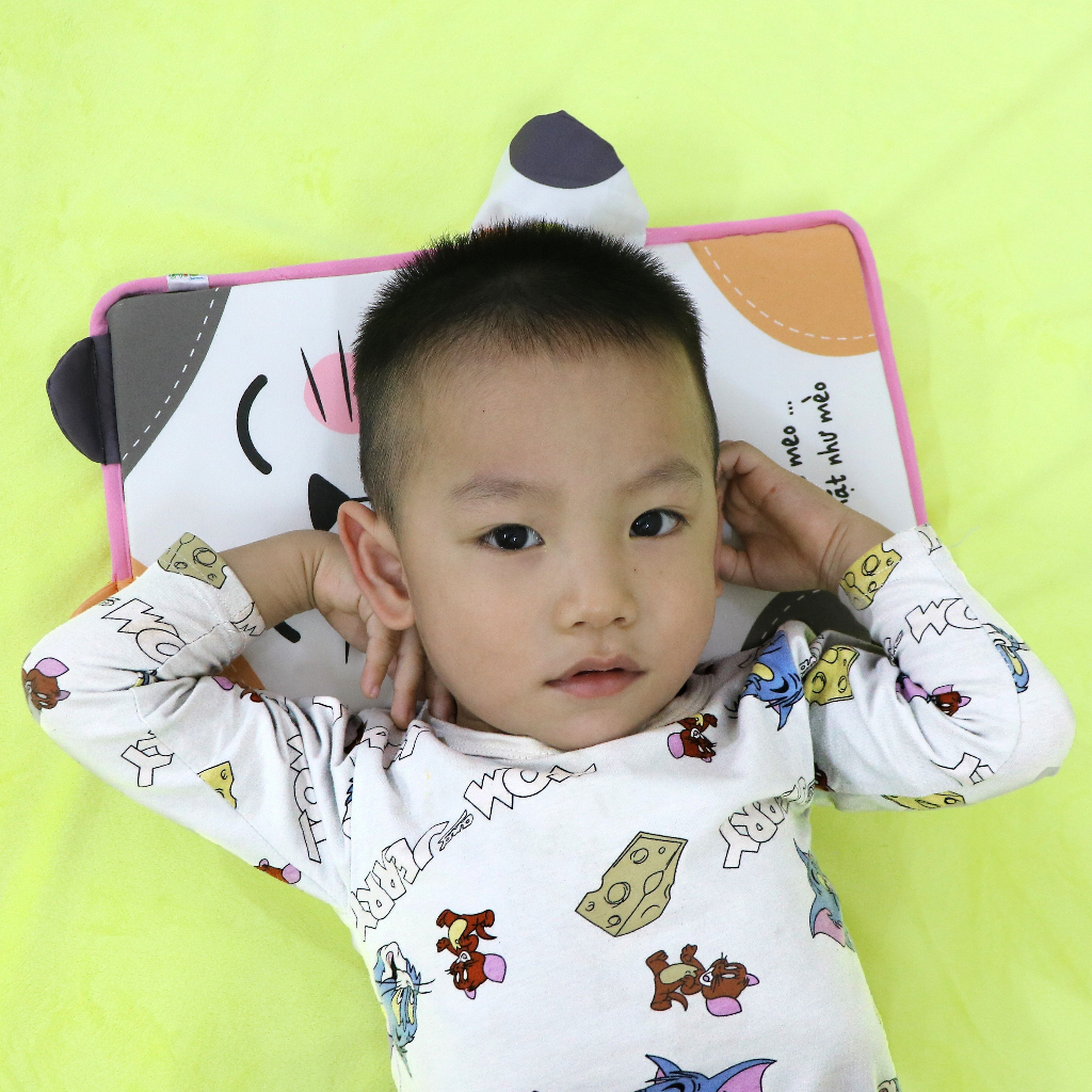 Gối cao su non cho bé hình Mèo Con - Vỏ cotton mát, ruột cao su non có lỗ tháng khí mềm mịn