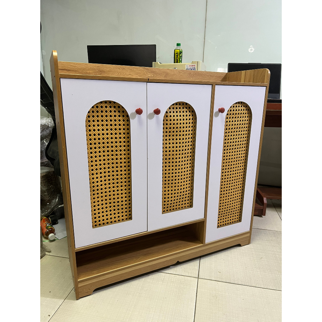 Tủ giày cánh mây có 3 cánh mở đa năng hiện đại chứa được nhiều đôi giày kích thước 90x90x30 DQ HOME