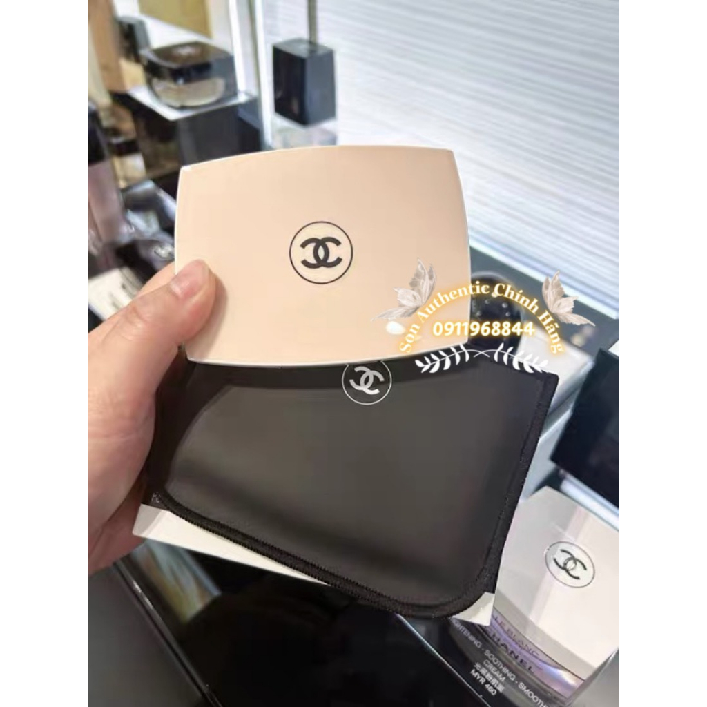 Phấn Phủ Cha.el Kiềm Dầu Lâu Trôi Mịn Lì