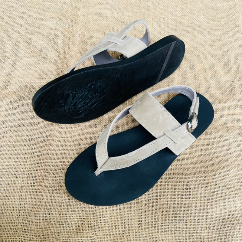 Sandal Unisex Da Bò Thật Không Thấm Nước Kiểu Dáng Thời Trang Atshoes ATXN51