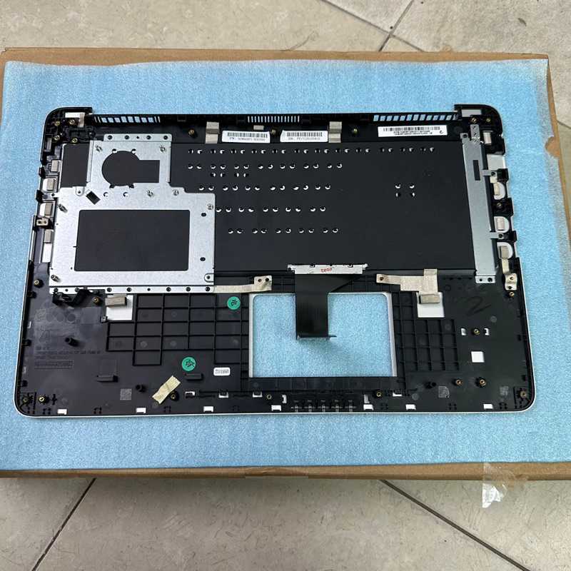 Thay vỏ laptop asus K501L K501U K501