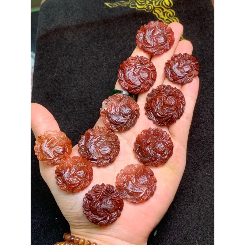 Mặt dây chuyền đeo cổ hồ ly chúa giáng tròn đá thach anh tóc xanh, tóc đỏ hàng thiên nhiên