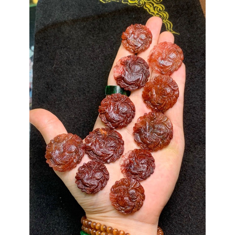 Mặt dây chuyền đeo cổ hồ ly chúa giáng tròn đá thach anh tóc xanh, tóc đỏ hàng thiên nhiên