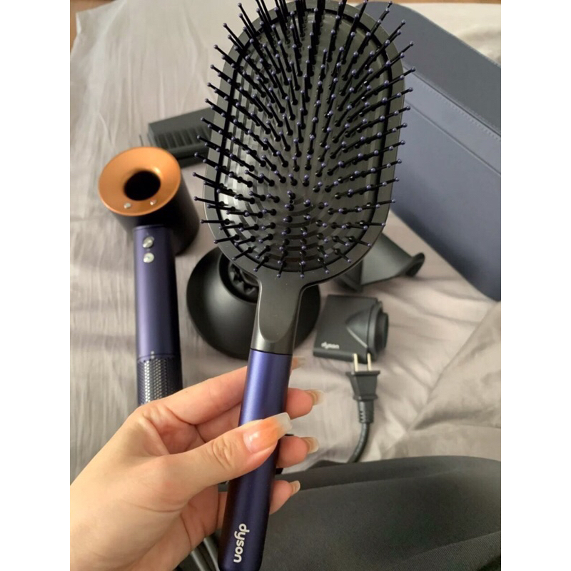 Sét 2 lược Dyson mat xa siêu đẹp, siêu xịn - Hàng Chuẩn Fullbox