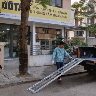 Thang Dắt Xe Máy Lên Xe Bán Tải DÔTA