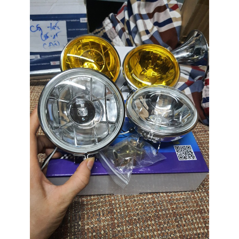 Đôi đèn trợ sáng ,đèn gầm , đèn lùi 12v 24v chế lắp nhiều xe loại tròn inox đường kính cả đai 11cm