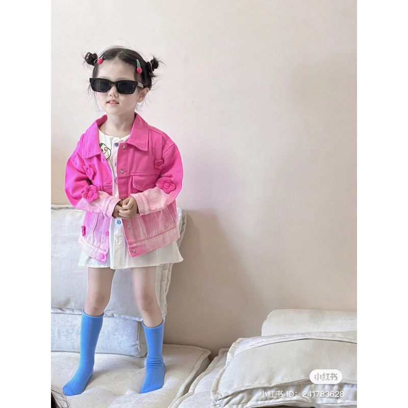 Áo khoác jean loang màu siêu đáng yêu phong cách hàn quốc cho bé gái