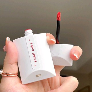 Son nhung lì siêu mịn môi MÀU 03 (ĐỎ ÁNH NÂU)