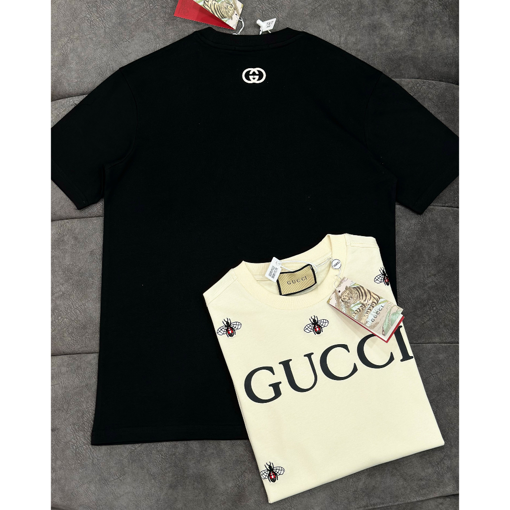 Áo Phông G.C Họa Tiết Chữ G.U.C.C.I Thêu Trước Ngực - Áo Phông G.C Thêu Ong Chât Liệu Vải Cotton Mịn