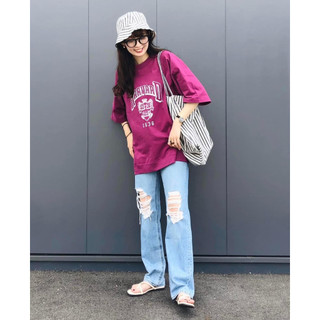 Quần jeans rách gối Uni