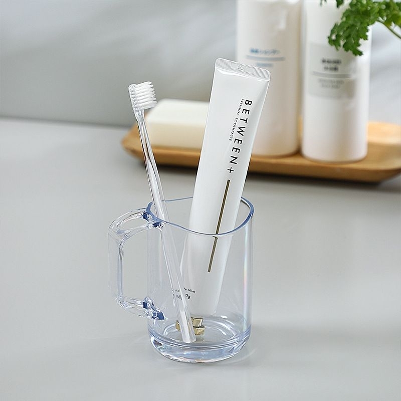 Ly Cốc Đánh Răng Trong Suốt Có Tay Cầm Bằng Nhựa