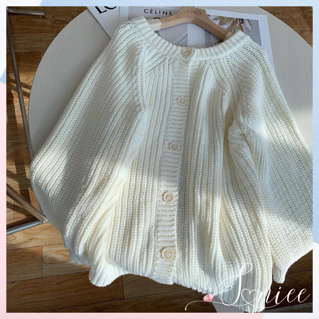 Áo khoác cardigan len dệt kim nữ trắng SanieeClothes cổ v cài cúc tiểu thư tay bồng mặc 2 kiểu Quảng Châu loại 1