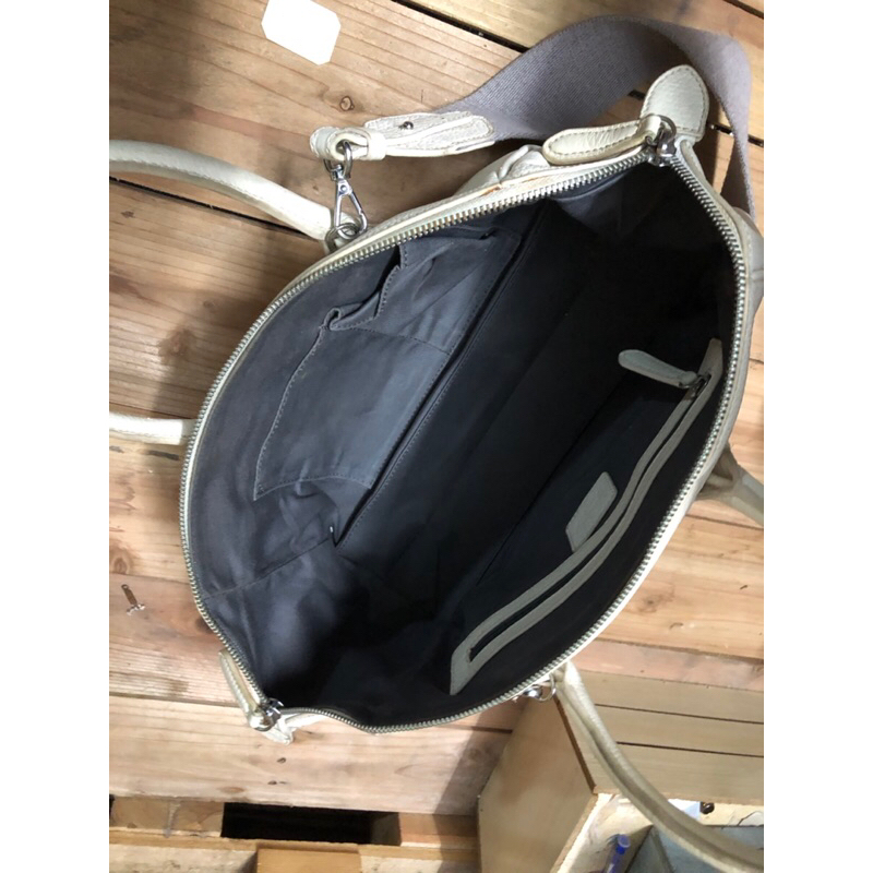 Sale lỗi. Túi 2hand hiệu VW- 2hand