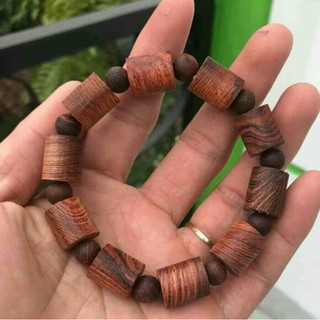Vòng tay gỗ sưa đốt trúc 12 ly vân mộc