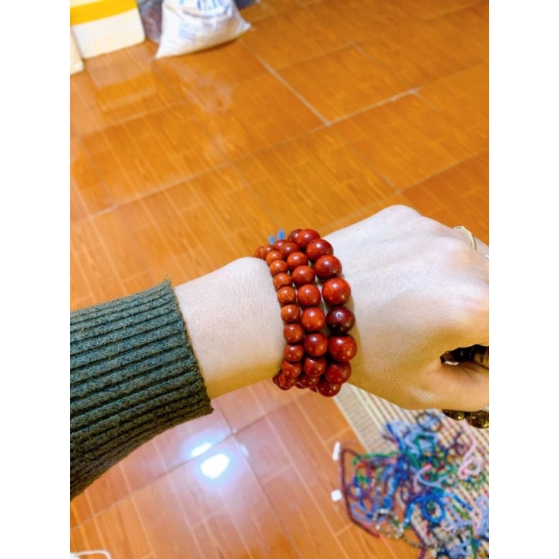 Sỉ vòng gỗ quà tặng đàn hương đỏ giá rẻ