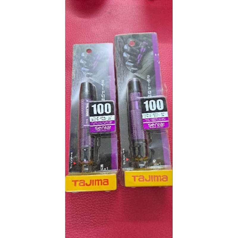 Đèn pin TaJima santa cao cấp 100lm , 30lm , có túi đựng đeo thắt lưng