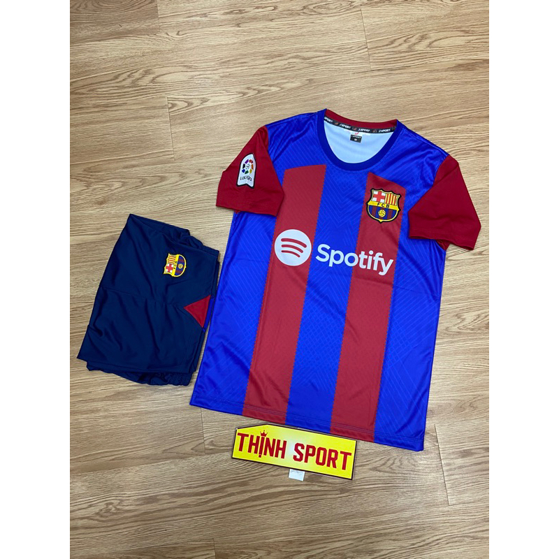 Bộ quần áo đá banh Barcelona, Bộ quần áo bóng đá in tên và số theo yêu cầu