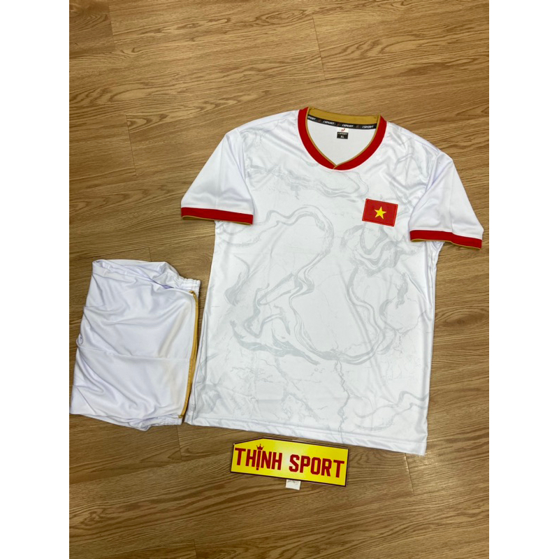 Bộ quần áo đá banh Việt Nam, Bộ quần áo bóng đá in tên và số theo yêu cầu