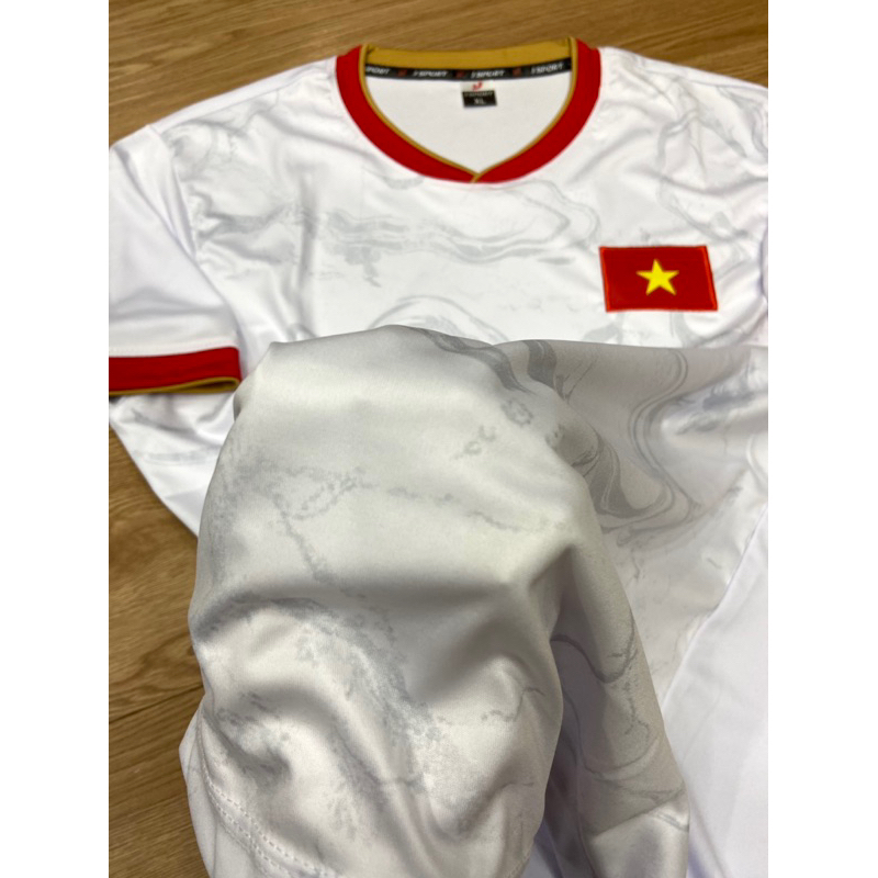 Bộ quần áo đá banh Việt Nam, Bộ quần áo bóng đá in tên và số theo yêu cầu