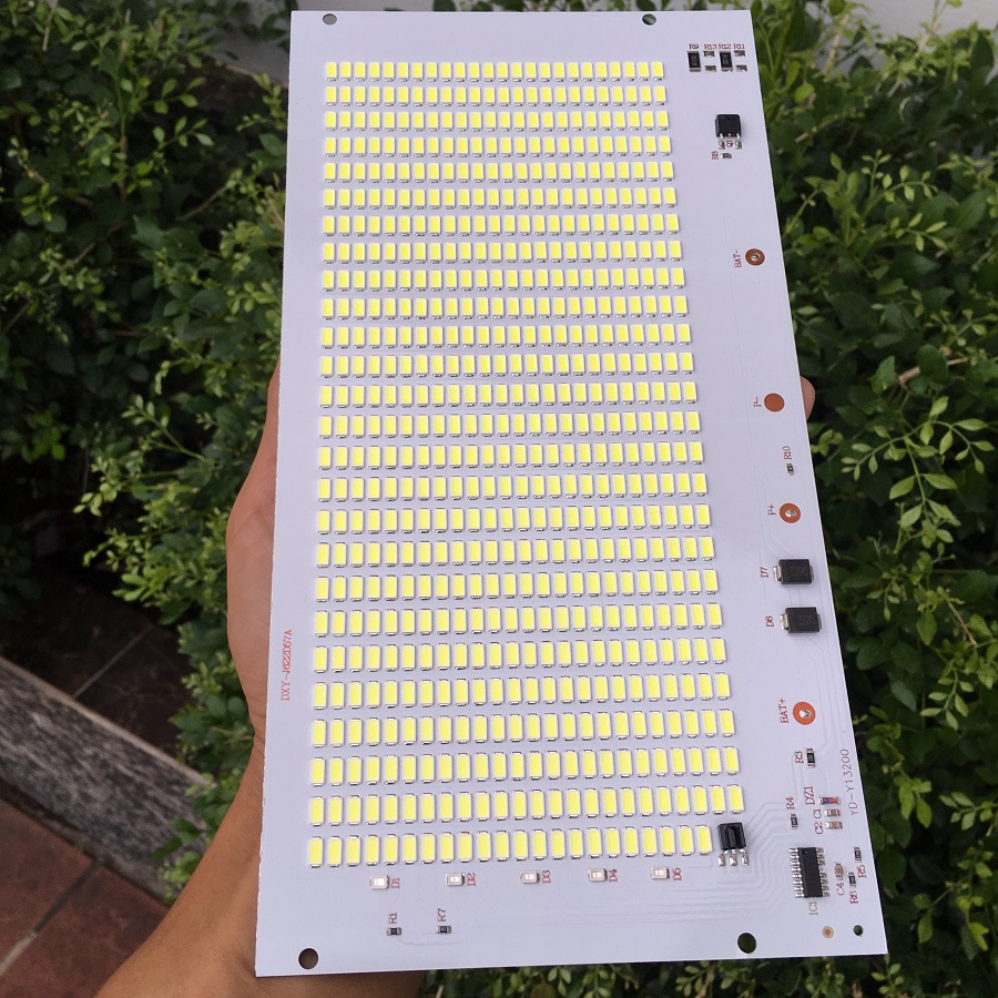 Led 300W RẺ NHẤT thay cho đèn năng lượng bị hỏng CÓ KHIỂN