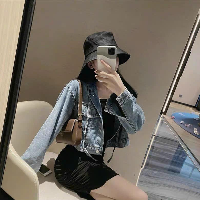 Áo khoác jean nữ croptop có mũ trùm to - Áo khoác jean nữ hàng VNXK - Mã113