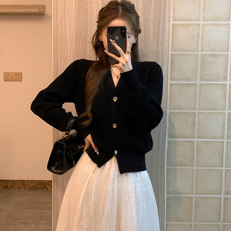 Áo Khoác Cardigan Nữ Cổ Tim 3 cúc đồng Đen / Đỏ sang chảnh style Hàn Quốc, ao len nu 2023