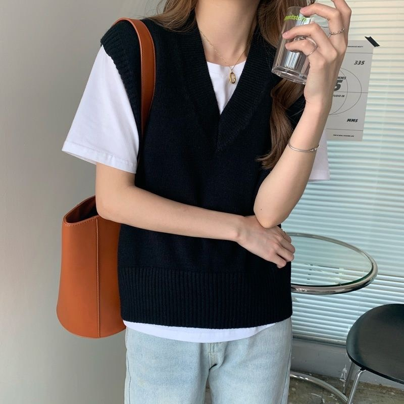 Áo Len Dệt Kim Dáng Ngắn Cổ Tim Dễ Phối Áo Trong Kiểu Dáng Trơn Basic Phù Hợp Mặc Đi Chơi Dạo Phố Hàng Qccc Tongkhominha
