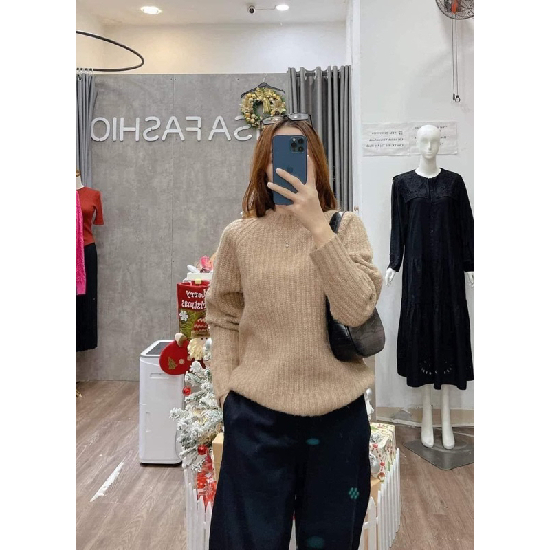 Áo len nữ Uni qlo