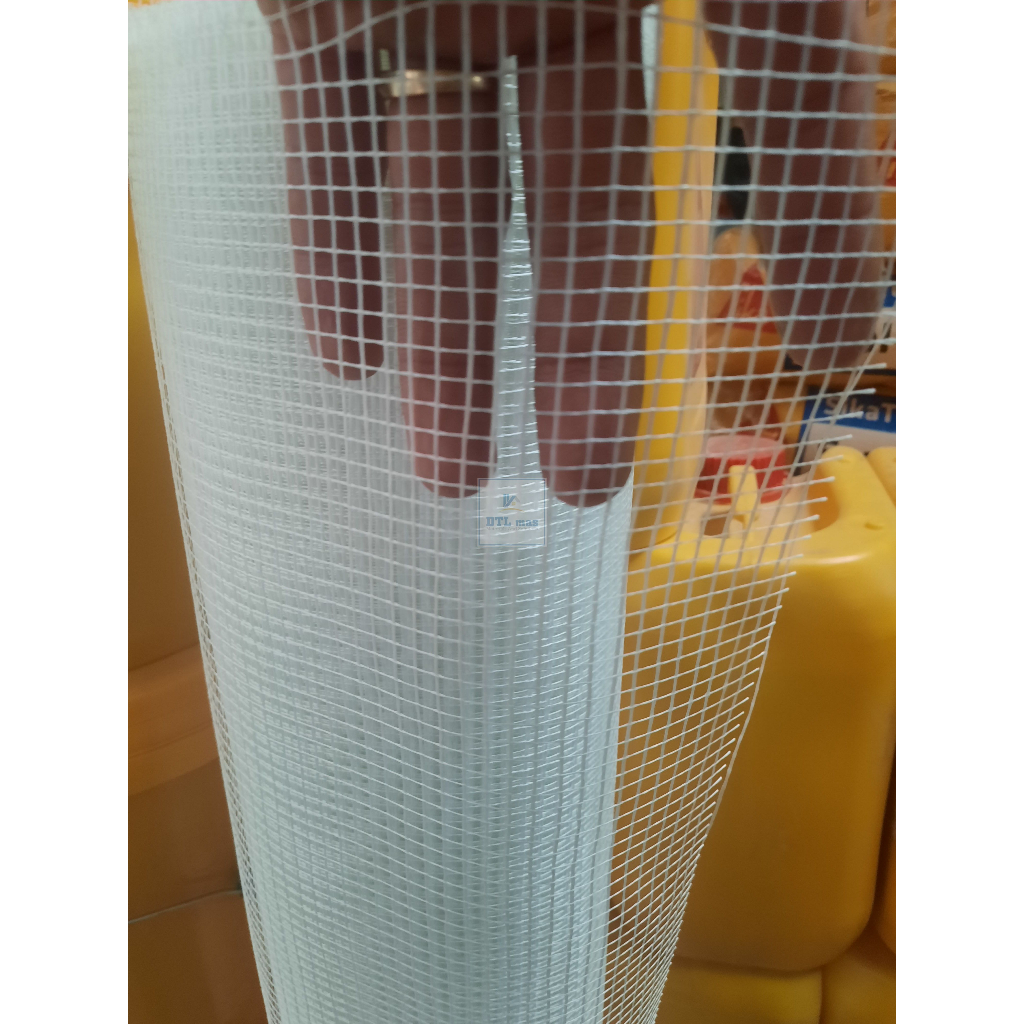Cuộn 1x50m Lưới thủy tinh gia cường 5x5 chống nứt vữa trát tường, vữa cán nền. Mắt 5x5, tỉ trọng 60g/m²