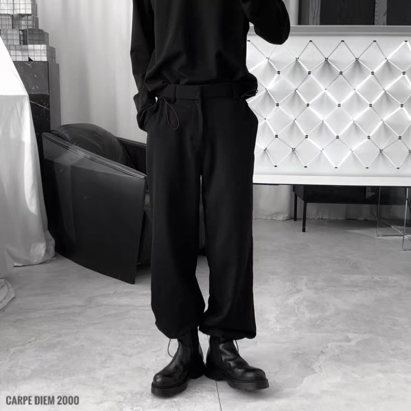 Atlas Drawcords Pants - Quần tây màu đen streetwear có dây rút ở bụng và ống điều chỉnh form