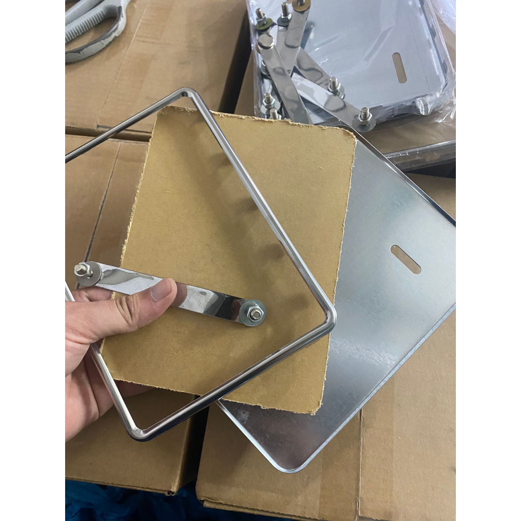 Phôi Ép Biển Số Xe Máy Quyền Linh